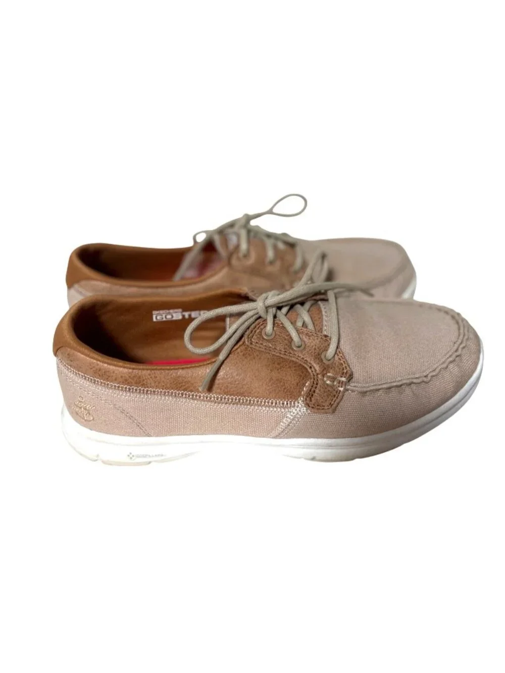 Skechers GOGO Max Womens Size 8 Tan Lace Tie Up Sneaker Shoes Comfort Boat